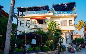 Mono Hotel